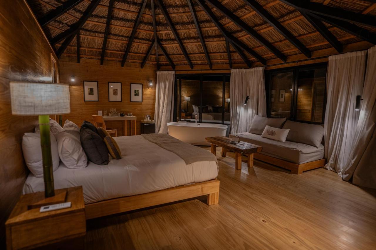 Reserva Natural Iguazu - Pristine Luxury Camp Puerto Libertad Buitenkant foto