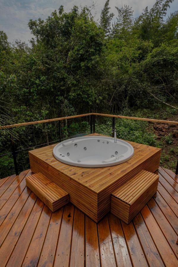 Reserva Natural Iguazu - Pristine Luxury Camp Puerto Libertad Buitenkant foto